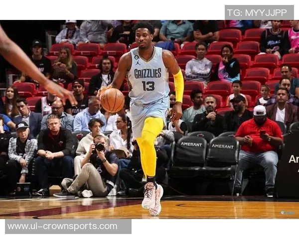 小贾伦今日表现惊艳砍下28分12篮板迎来赛季首个双双盛宴