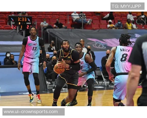 詹姆斯赞赏总决赛对决风格再次祝贺雷霆队的出色表现